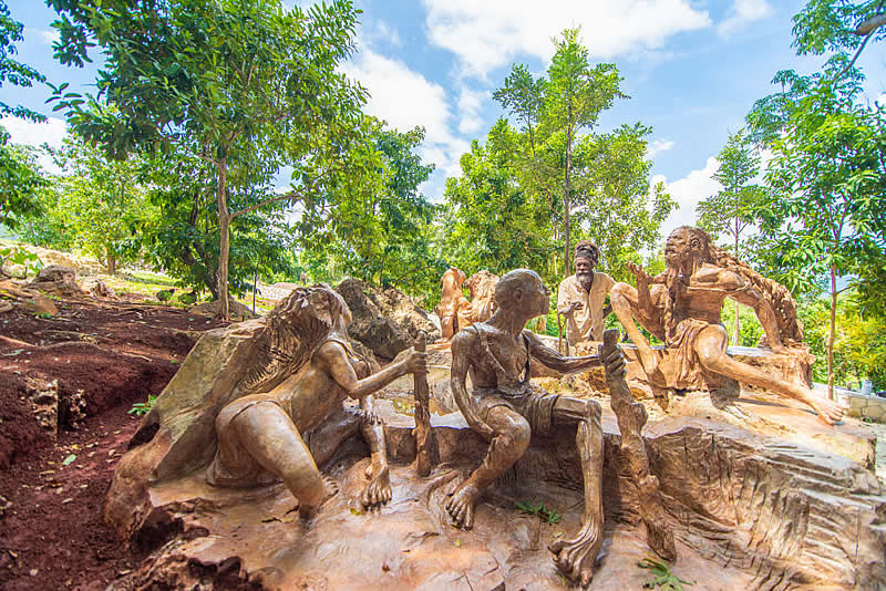 Jamaica's #1 Sculpture Park - Jamaica Giants in Negril Jamaica