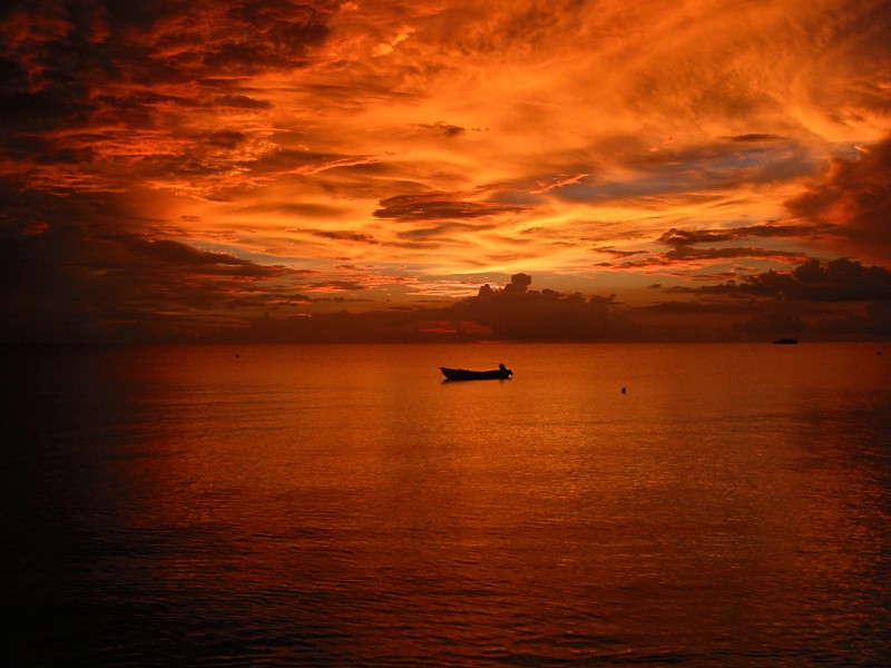 Name:  firesunsetboat.jpg
Views: 949
Size:  95.4 KB