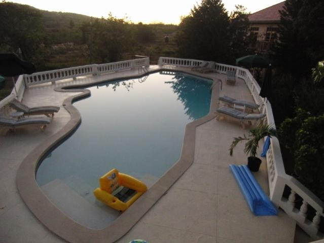 Name:  Westender 4  Pool.jpg
Views: 330
Size:  32.3 KB