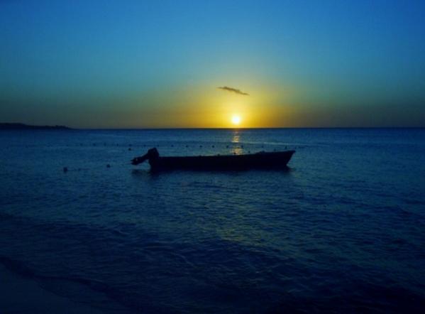 Name:  Walk on the beach (30).jpg
Views: 1766
Size:  20.2 KB