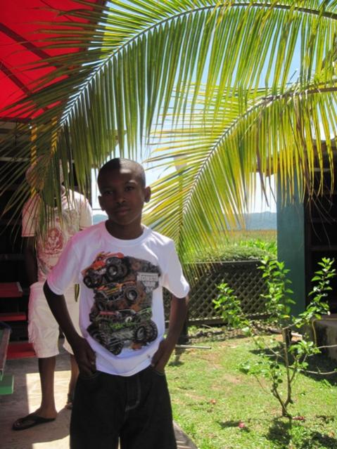 Name:  039.jpg
Views: 265
Size:  66.1 KB