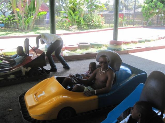 Name:  045.jpg
Views: 211
Size:  45.3 KB