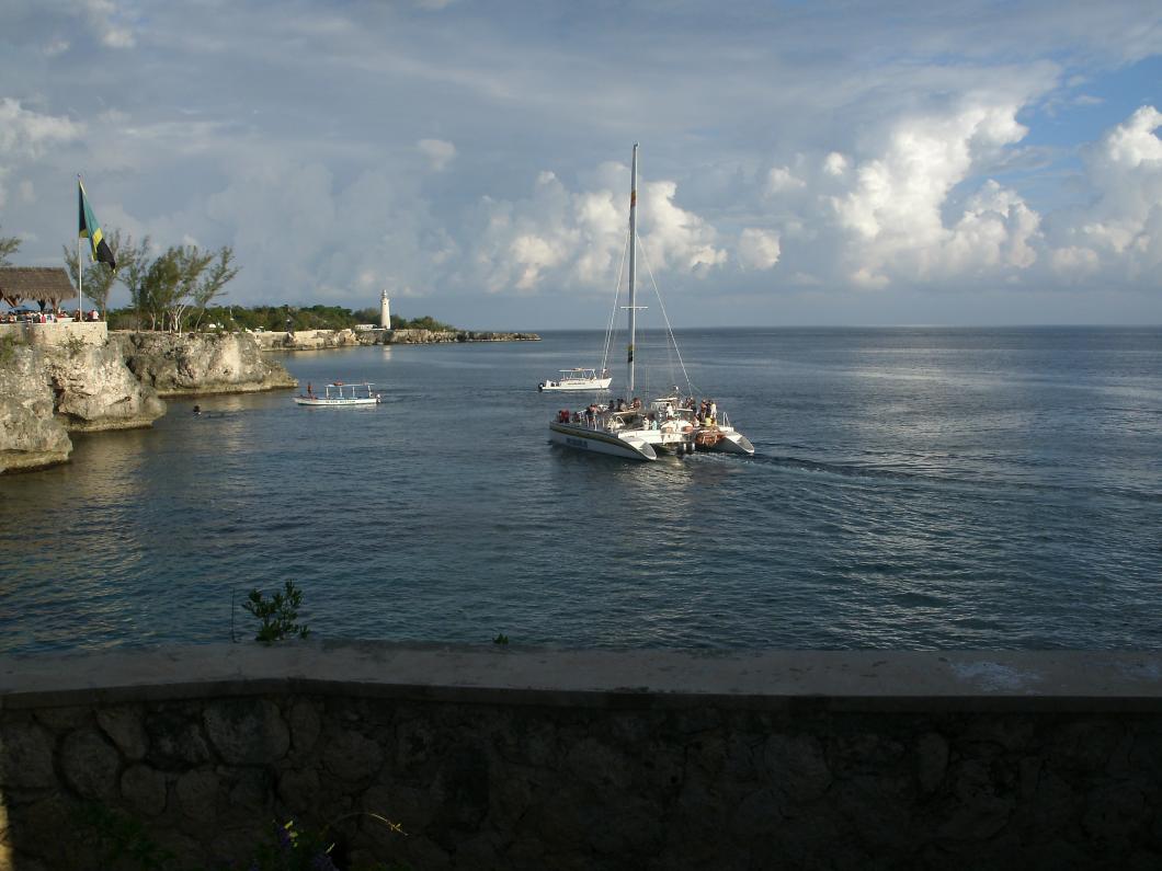 Name:  068.jpg
Views: 364
Size:  93.1 KB