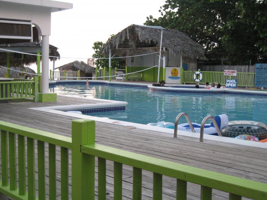 Name:  negril 2012 105.jpg
Views: 304
Size:  94.8 KB