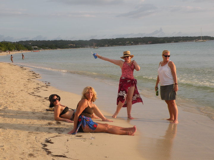 Click image for larger version. 

Name:	agua after mofitos.jpg 
Views:	498 
Size:	68.7 KB 
ID:	1457