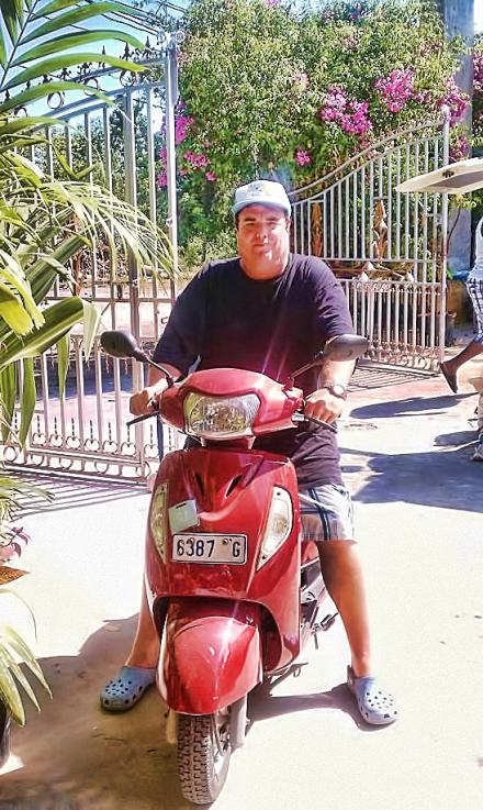 Name:  scooter.jpg
Views: 420
Size:  93.8 KB