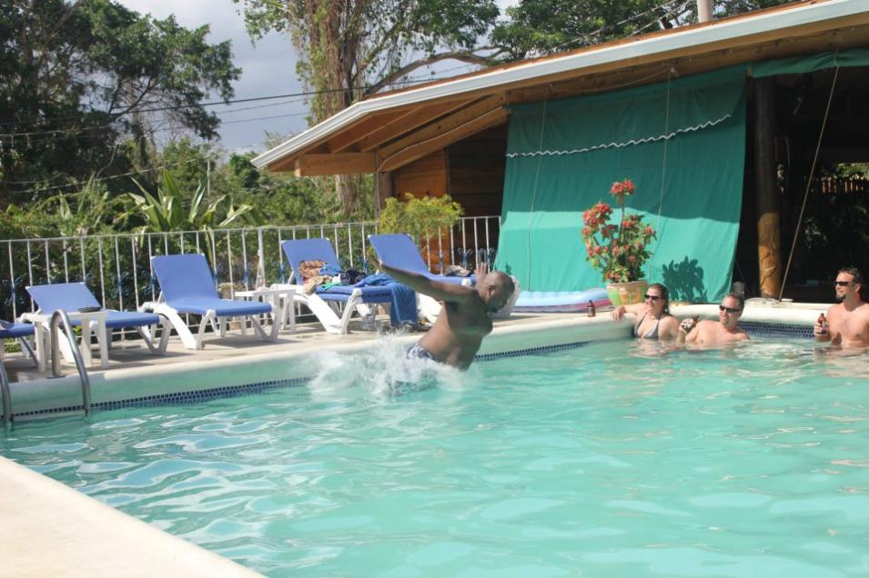 Name:  raul360splash.jpg
Views: 1298
Size:  96.6 KB