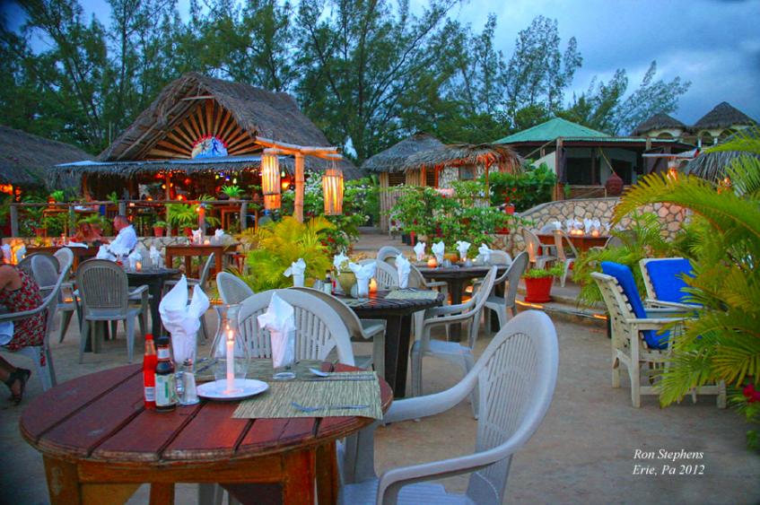 Name:  catcha dinner table.jpg
Views: 176
Size:  100.1 KB