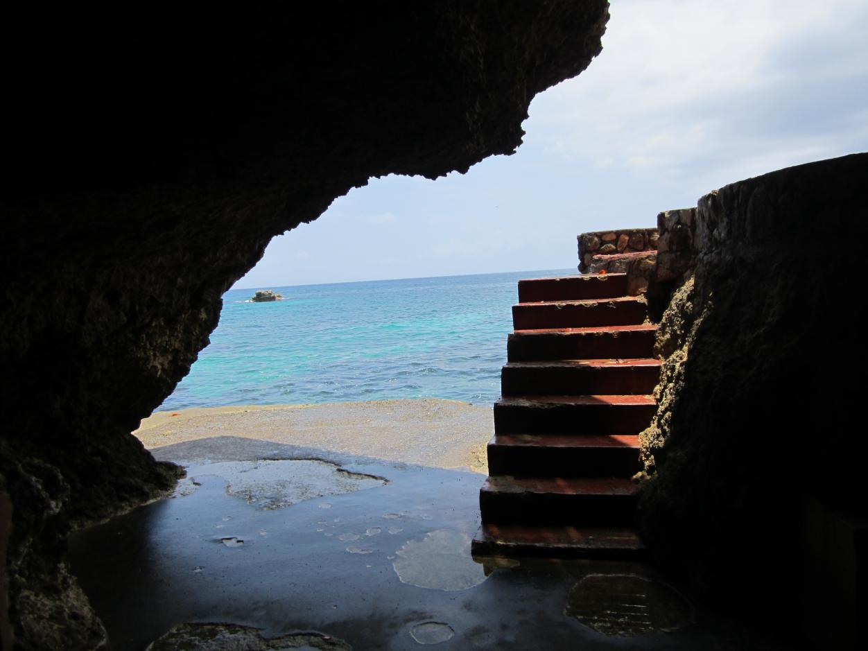 Name:  Negril 2012 008.jpg
Views: 872
Size:  86.4 KB