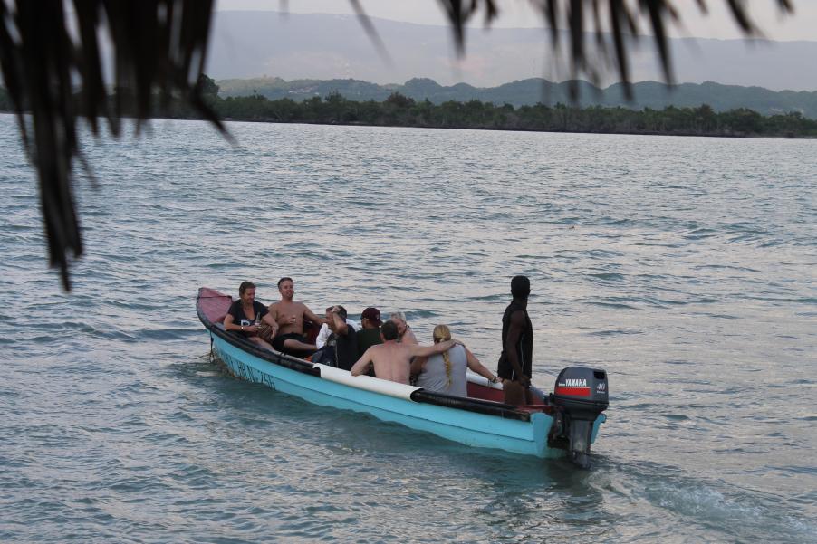 Name:  heading out.jpg
Views: 1210
Size:  98.0 KB