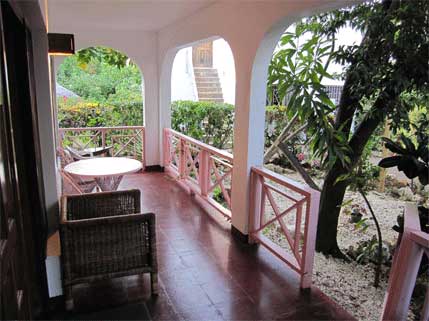 Name:  villa_06.jpg
Views: 289
Size:  25.7 KB