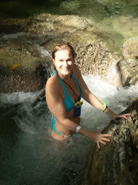 Name:  bea linda foto.jpg
Views: 386
Size:  50.2 KB