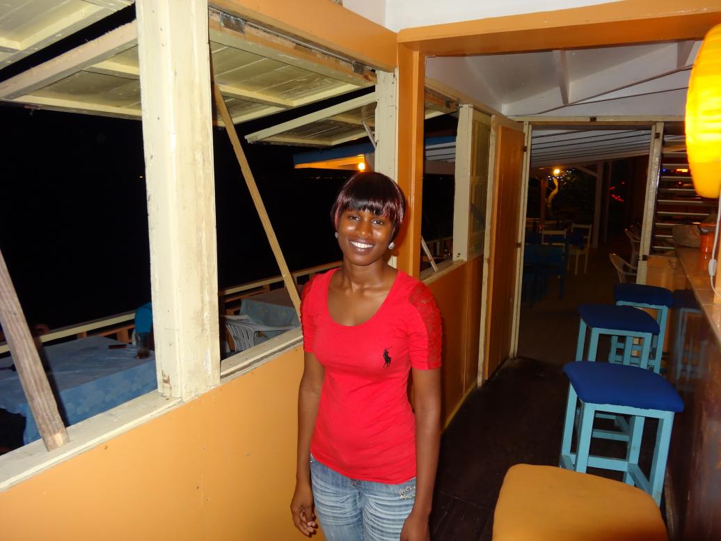 Name:  Girl at Canoe.jpg
Views: 522
Size:  87.4 KB