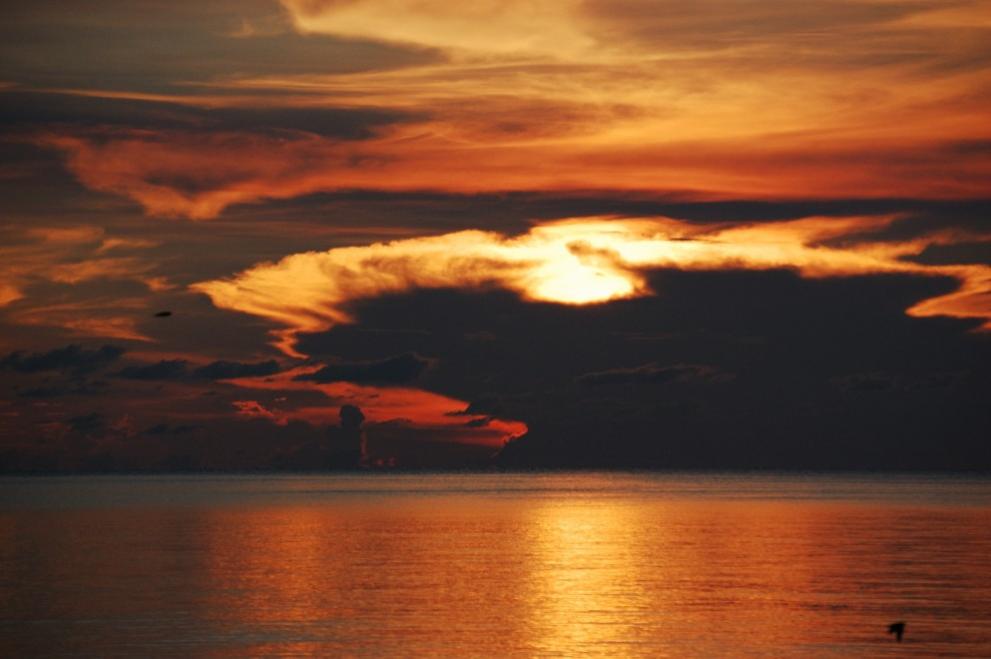 Name:  sunset sept resize.jpg
Views: 139
Size:  52.8 KB