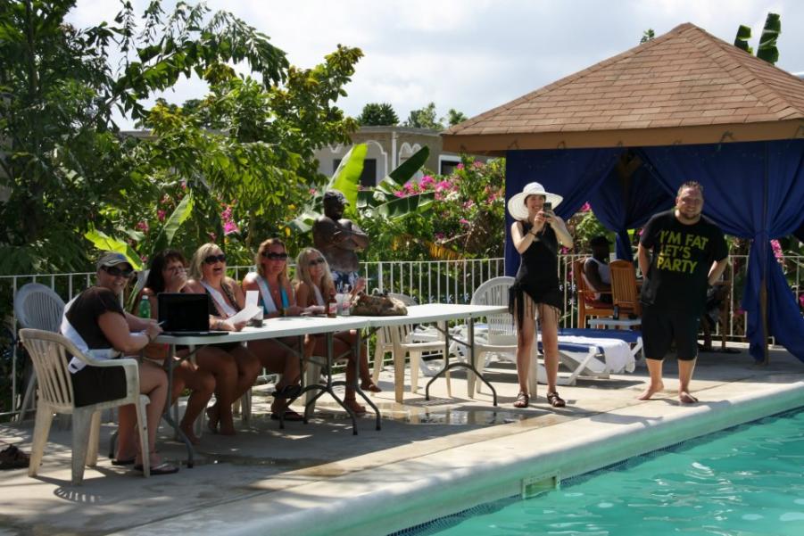 Name:  579403_10151592544055111_1595780305_n.jpg
Views: 1047
Size:  99.6 KB