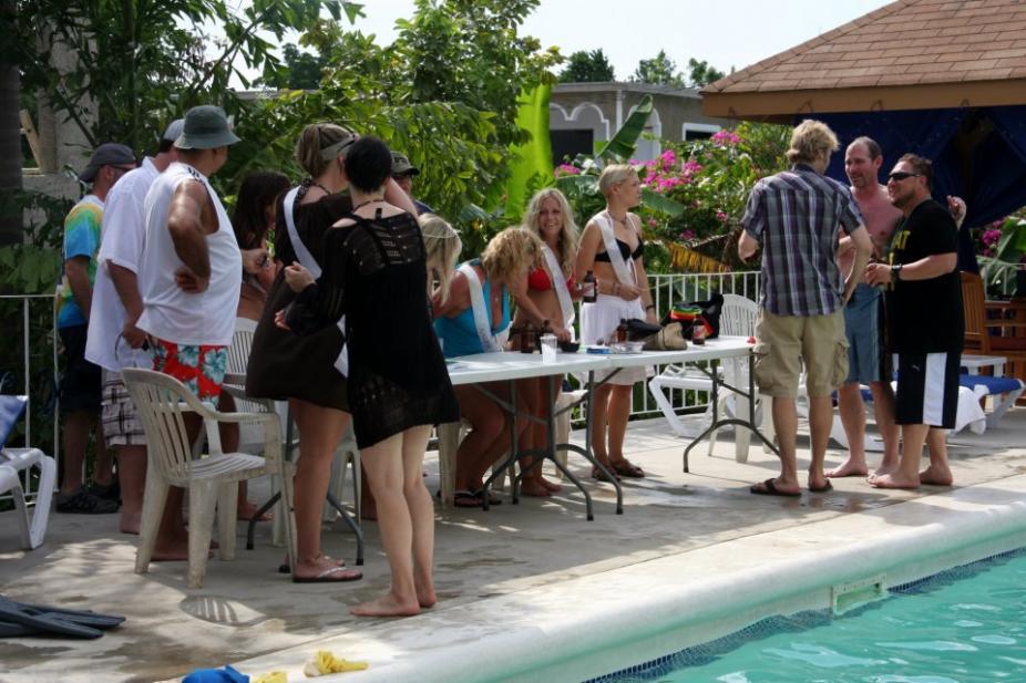 Name:  546150_10151592570460111_784420110_23869200_774933989_n.jpg
Views: 1017
Size:  97.9 KB