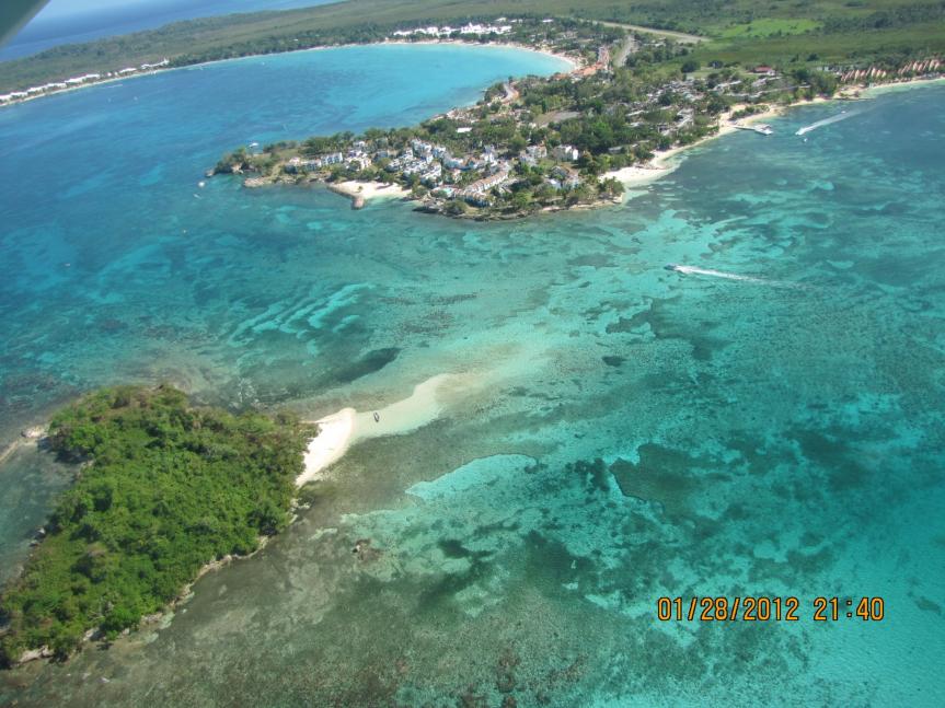 Name:  Booby cay with PV and Bloody bay.jpg
Views: 558
Size:  96.1 KB
