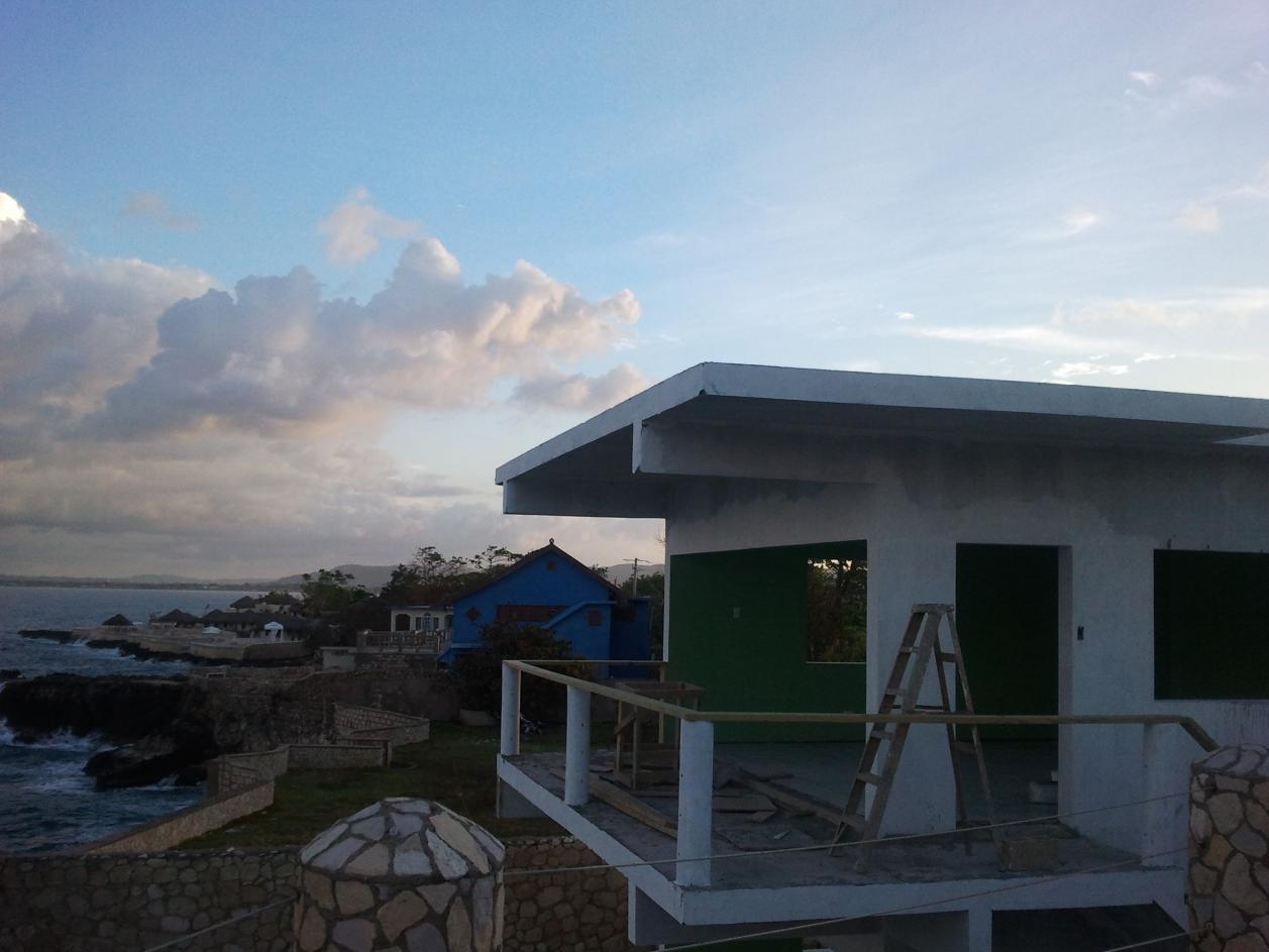 Name:  negril.HSH.newroom.jpg
Views: 610
Size:  87.0 KB