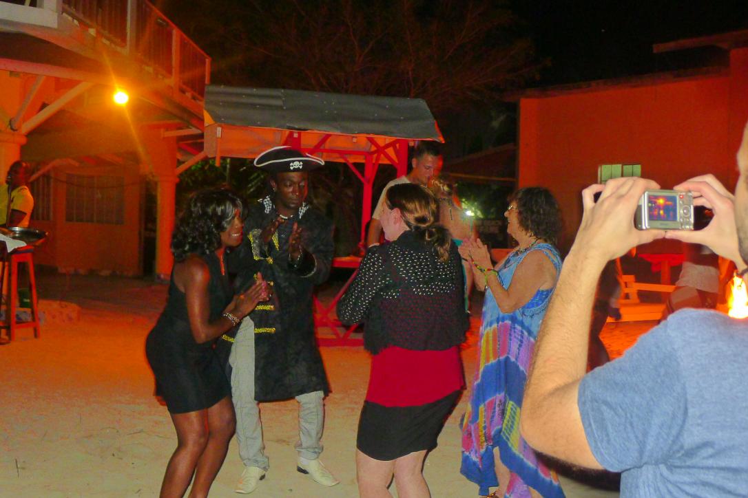 Name:  dancing.jpg
Views: 330
Size:  92.5 KB