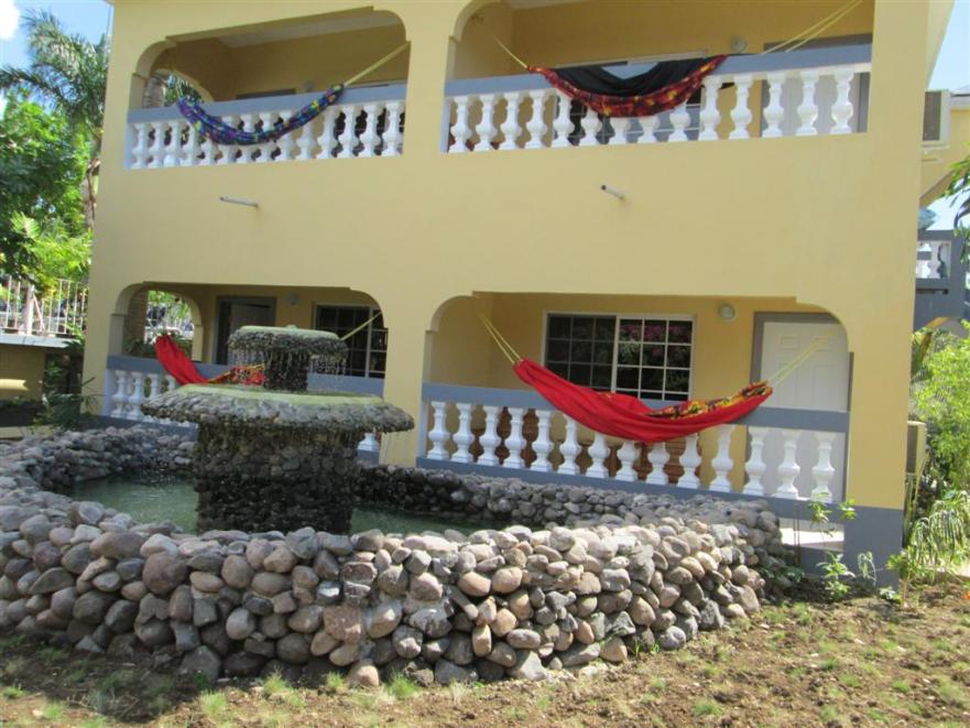Name:  Negril Dec 2012 056.jpg
Views: 561
Size:  94.8 KB