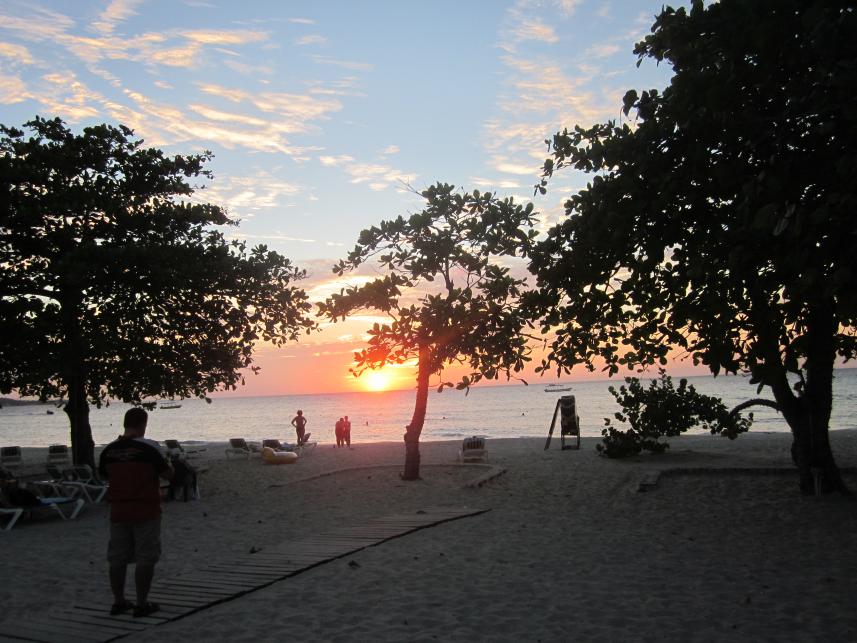 Name:  Negril Nov 2012 126.jpg
Views: 350
Size:  96.7 KB
