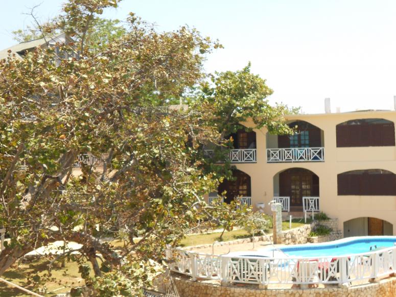 Name:  DSCN0643.jpg
Views: 836
Size:  99.7 KB