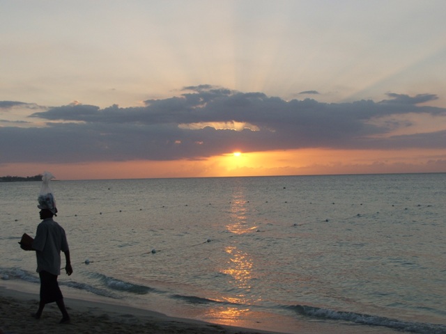 Name:  SUNSET1.JPG
Views: 459
Size:  69.2 KB