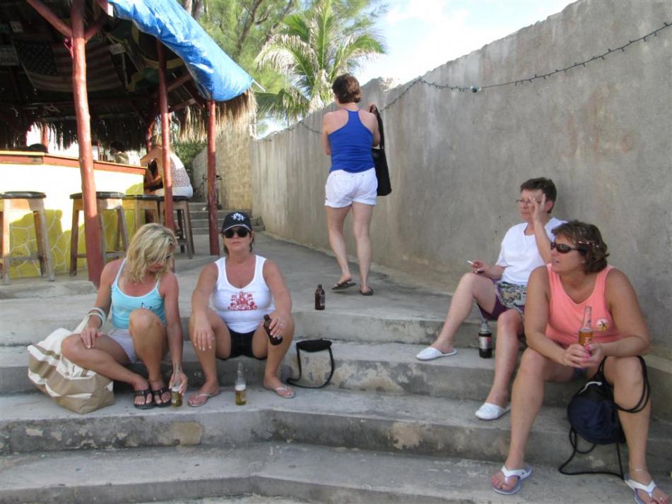 Name:  2013 Feb Negril 103.jpg
Views: 417
Size:  91.6 KB