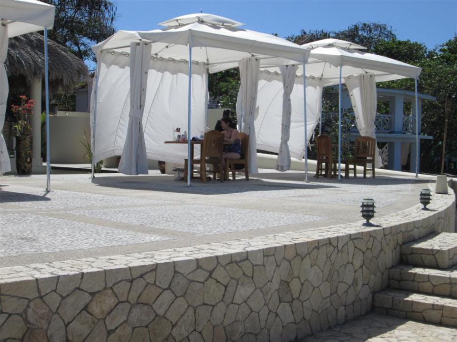 Name:  2013 Feb Negril 065.jpg
Views: 643
Size:  92.8 KB