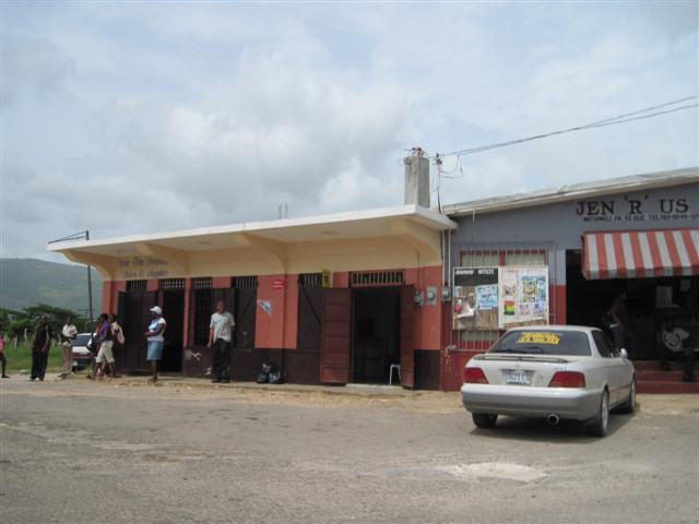 Click image for larger version. 

Name:	Jamaica June 2011 - 258 (Small).jpg 
Views:	372 
Size:	38.4 KB 
ID:	2419