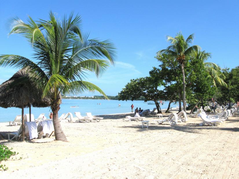 Name:  CN Beach.jpg
Views: 347
Size:  97.5 KB