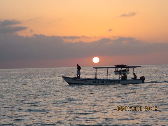 Name:  sunset2013.jpg
Views: 920
Size:  79.6 KB