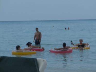 Name:  floats.jpg
Views: 472
Size:  8.8 KB