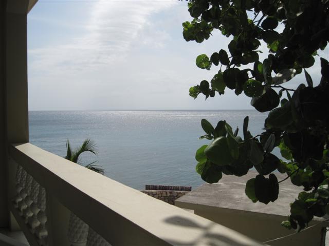Click image for larger version. 

Name:	Jamaica June 2011 - 482 (Small).jpg 
Views:	766 
Size:	39.5 KB 
ID:	2672