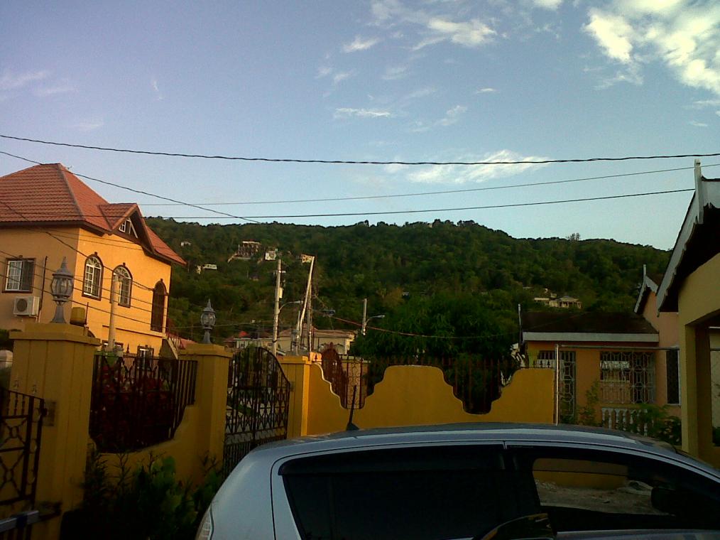 Name:  IMG-20130518-02320.jpg
Views: 548
Size:  92.8 KB