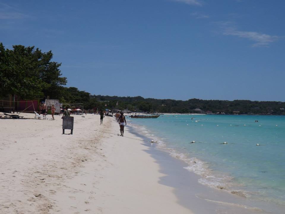 Name:  485611_135482643314198_696004574_n.jpg
Views: 2223
Size:  44.8 KB