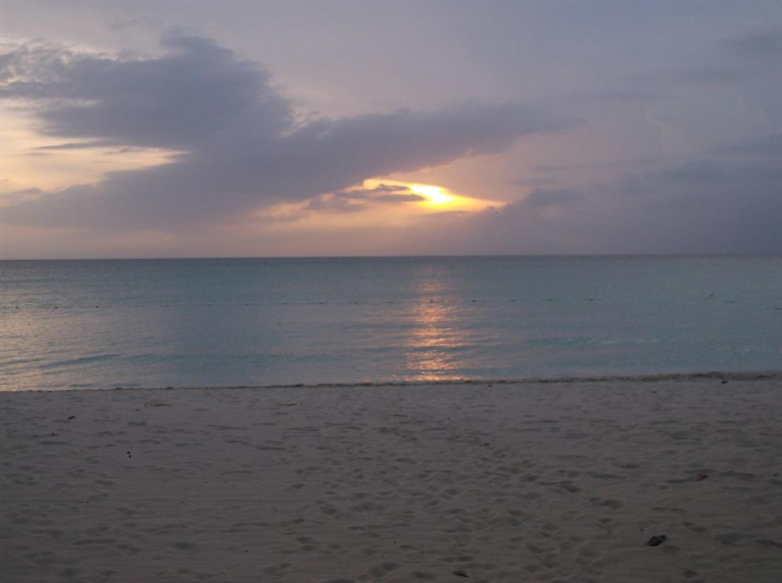 Name:  sunset.jpg
Views: 724
Size:  53.5 KB
