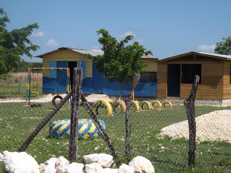 Name:  jamaica apr2013 new camera pt 1 641.jpg
Views: 2236
Size:  96.7 KB