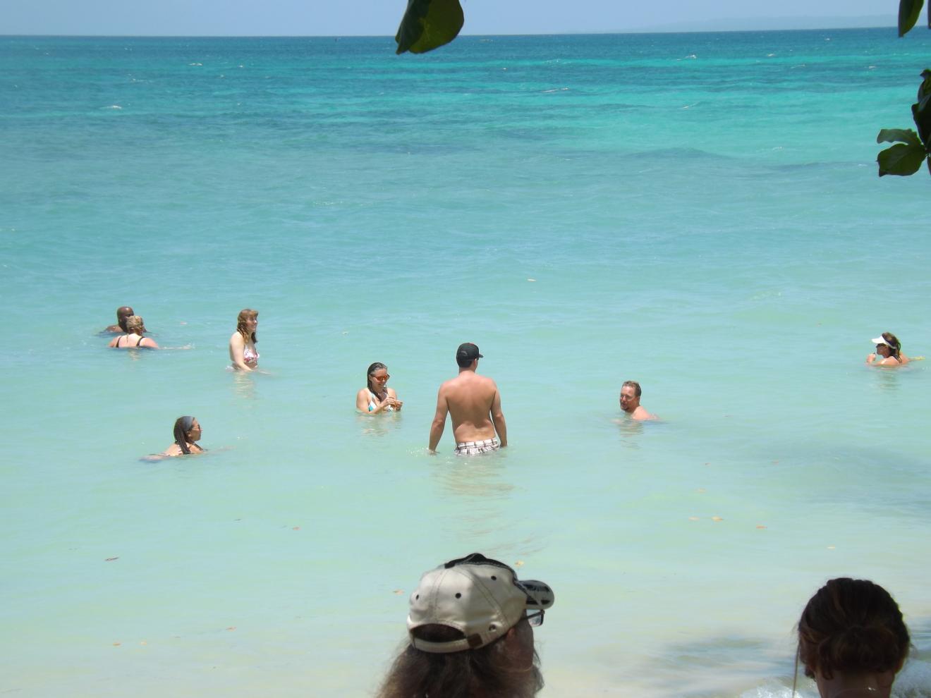 Name:  jamaica apr2013 new camera pt 1 673.jpg
Views: 1955
Size:  84.5 KB