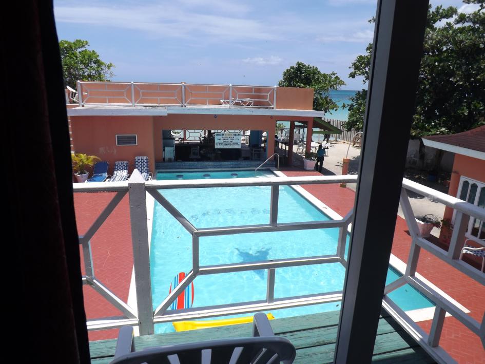 Name:  jamaica apr2013 new camera pt 1 862.jpg
Views: 1487
Size:  92.5 KB