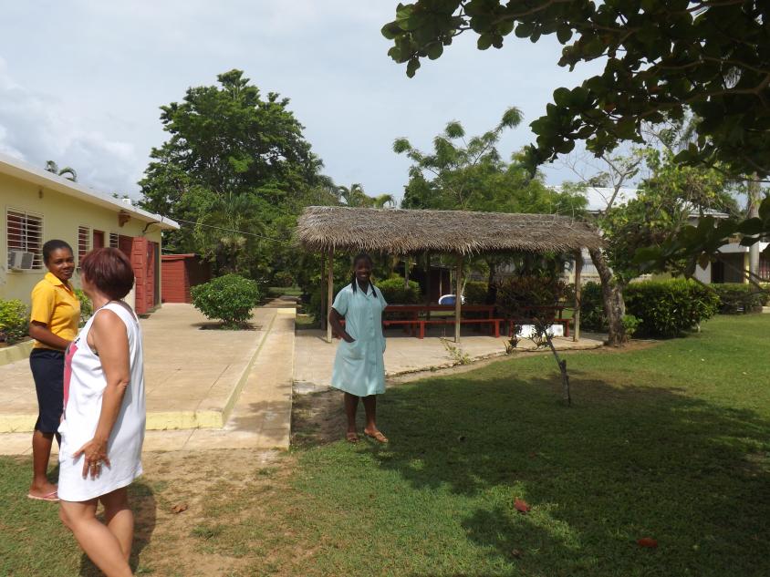 Name:  jamaica apr2013 new pt2 023.jpg
Views: 1334
Size:  97.4 KB