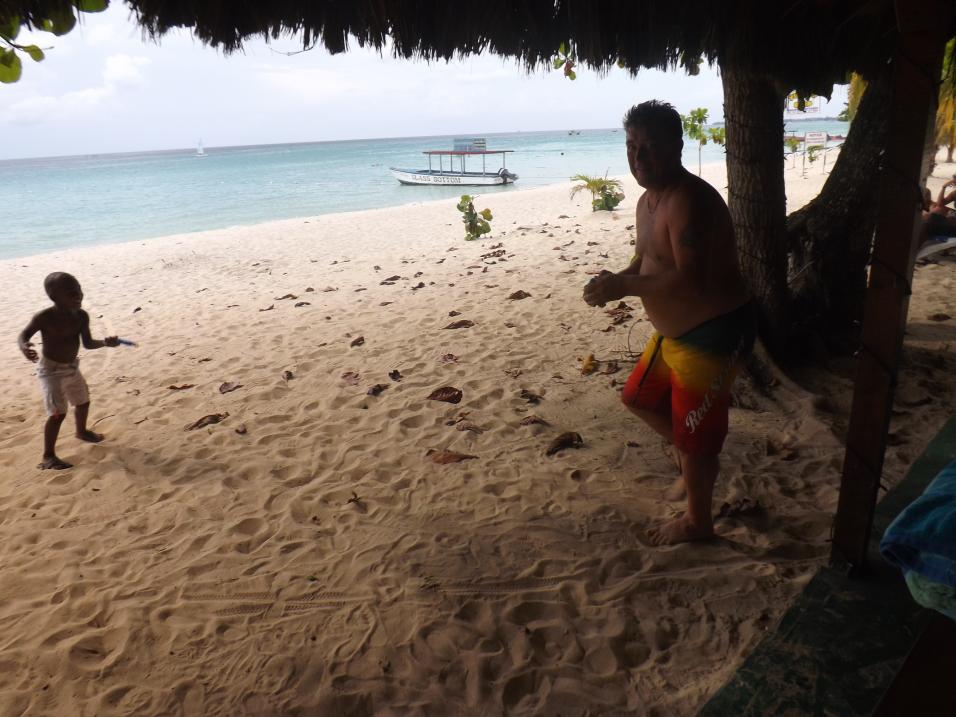 Name:  jamaica apr2013 new pt2 037.jpg
Views: 1416
Size:  92.6 KB