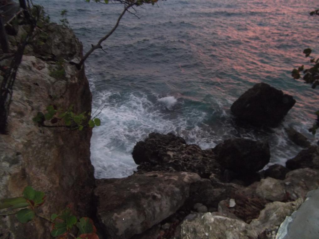 Name:  jamaica april2013 red camera 076.jpg
Views: 1830
Size:  88.9 KB