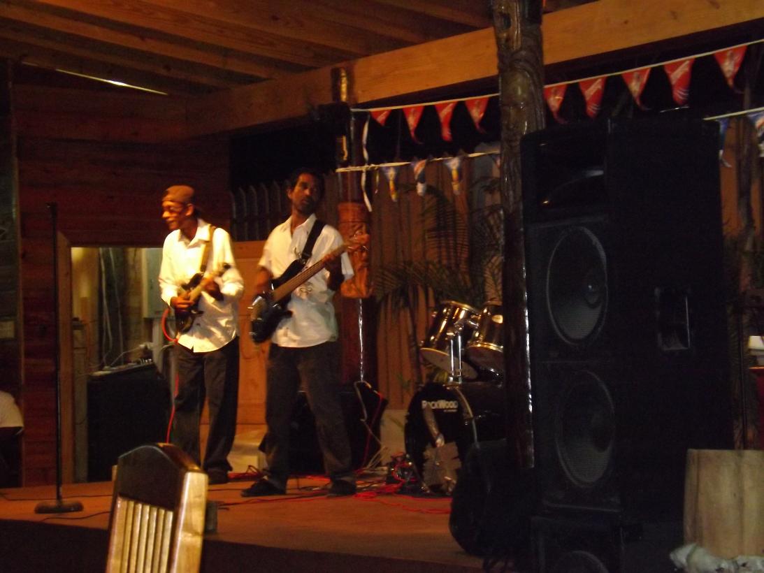 Name:  jamaica apr2013 new pt2 209.jpg
Views: 1450
Size:  88.2 KB