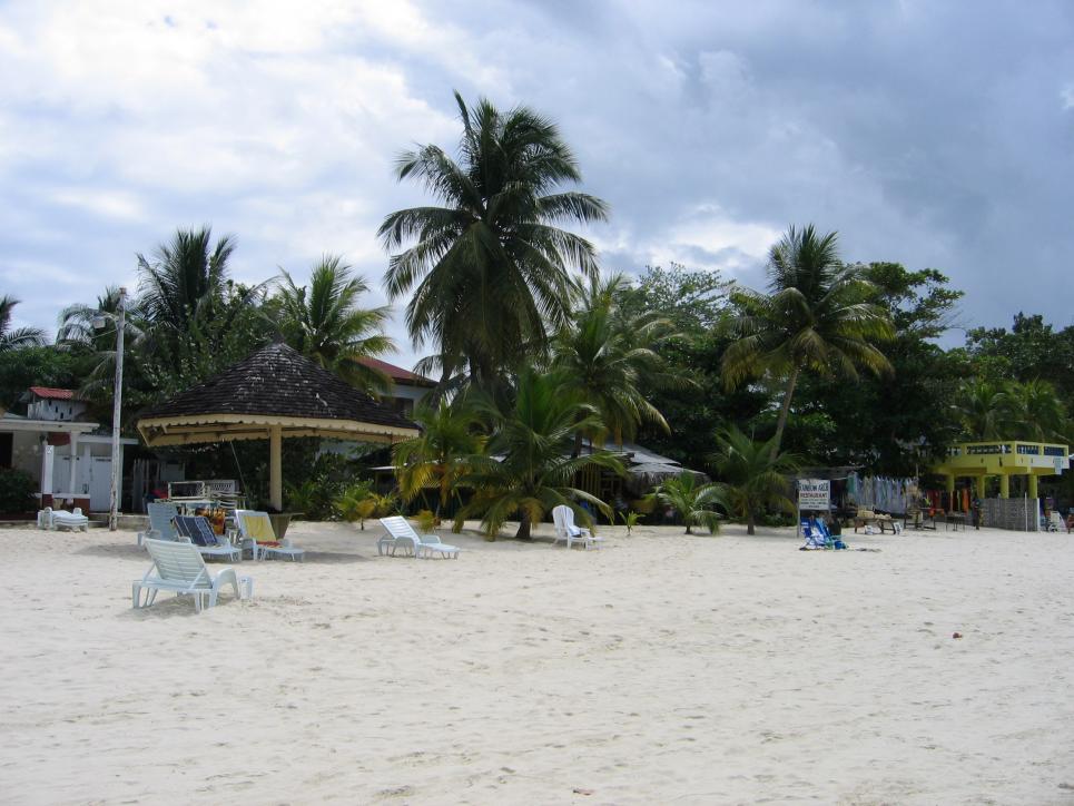 Name:  NEGRIL FEBRRUARY 2007 (3 WKS VACATION) 045.jpg
Views: 987
Size:  94.3 KB