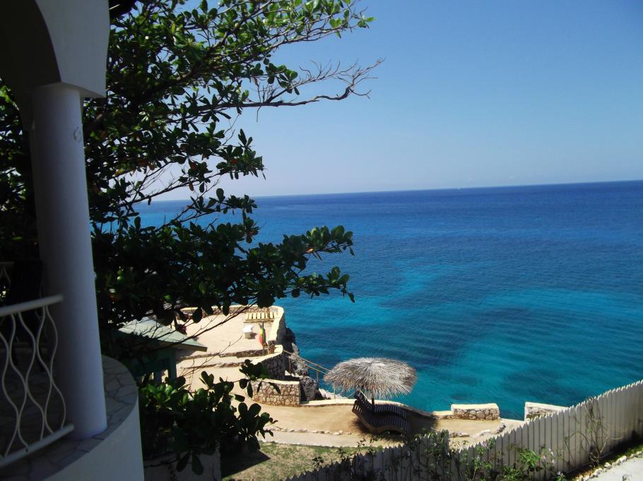 Name:  jamaica april2013 red camera 201.jpg
Views: 1572
Size:  94.5 KB