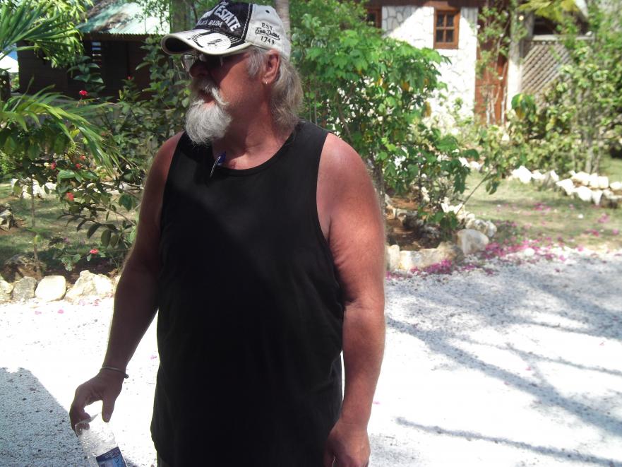Name:  jamaica april2013 red camera 192.jpg
Views: 1485
Size:  94.9 KB