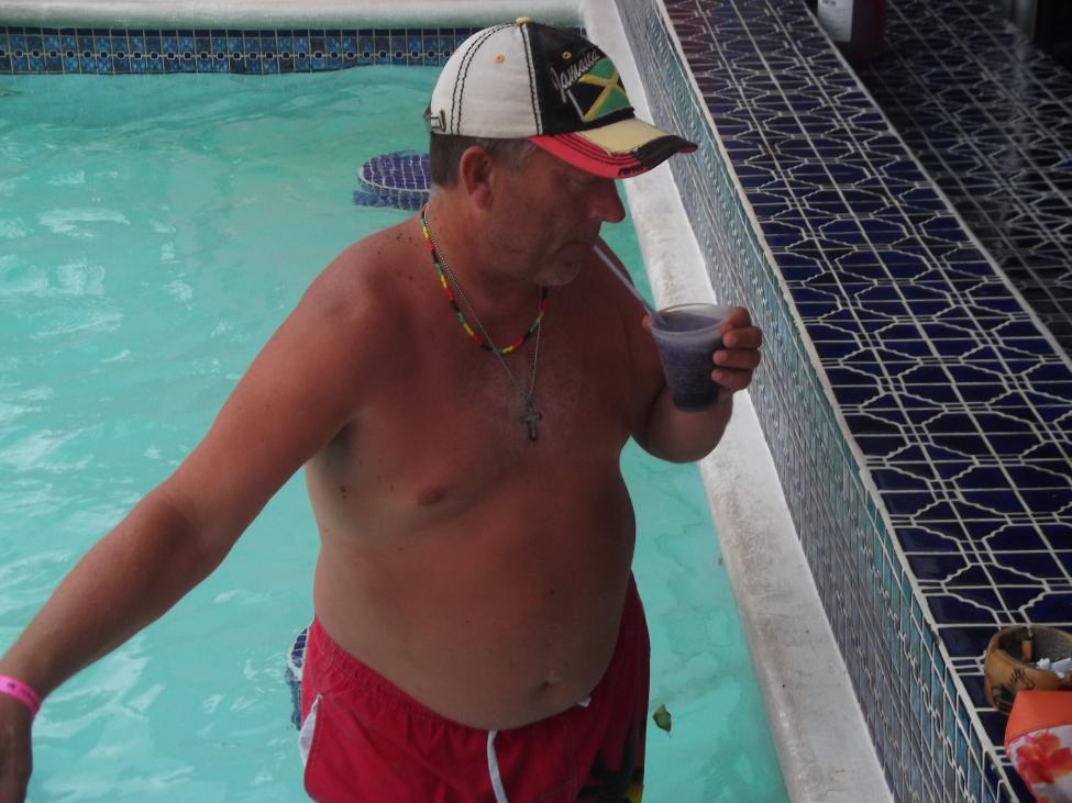 Name:  jamaica april2013 red camera 206.jpg
Views: 1433
Size:  90.1 KB