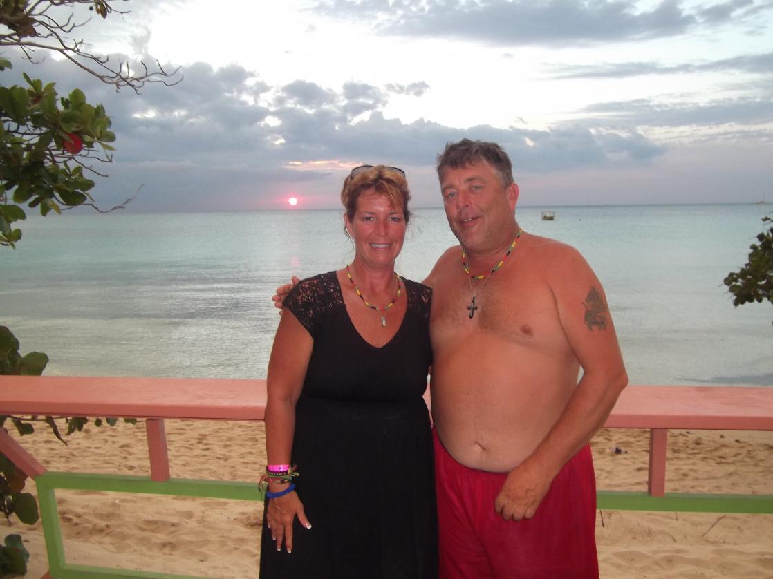 Name:  jamaica april2013 red camera 221.jpg
Views: 1942
Size:  85.4 KB
