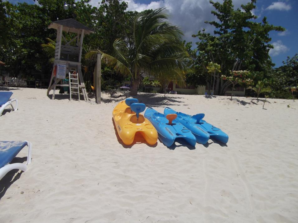 Name:  jamaica april2013 red camera 281.jpg
Views: 1909
Size:  93.4 KB